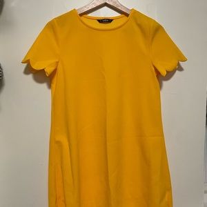 SHEIN Yellow Scallop Edge Dress